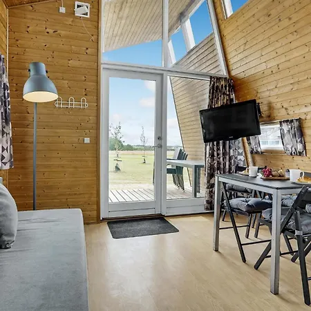 Lovely In With Kitchen Holiday home *